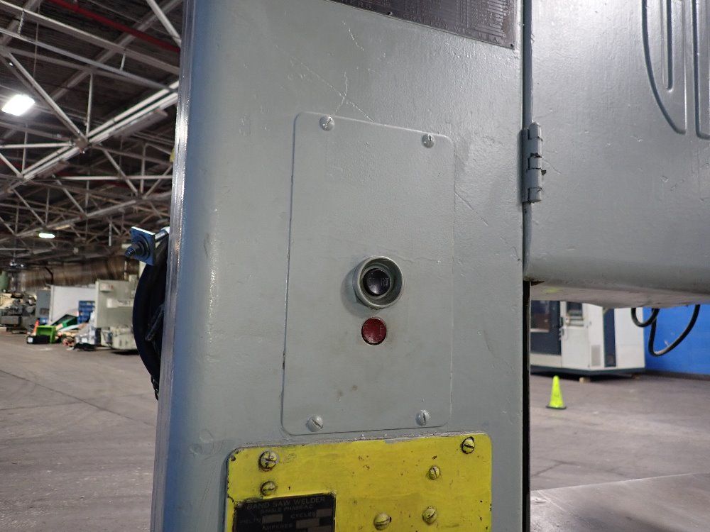 Grob 18" Vertical Band Saw - Ns18