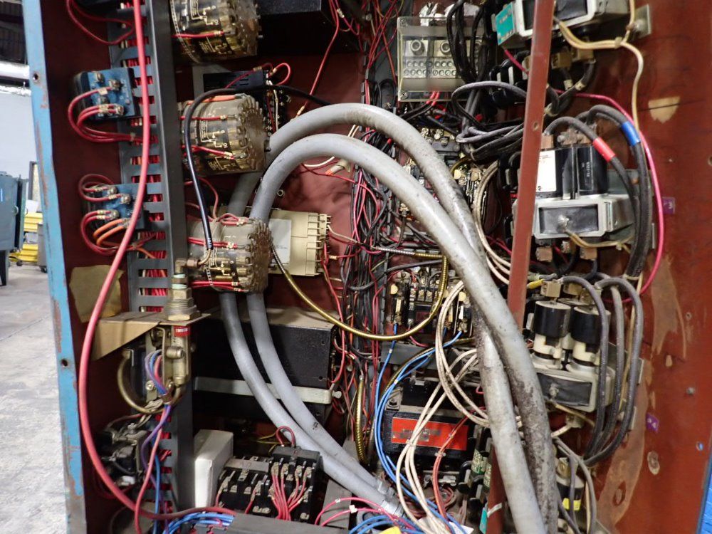 Pasadena Hydraulic Inc 25 1/2"x28" 1969 Pasadena Hydraulic Inc 150mr-573c-14-z4-c Platen Press - 150mr-573c-14-z4-c