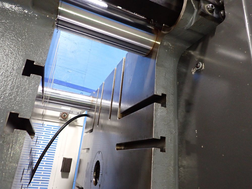 Toyo Machine Injection Molder