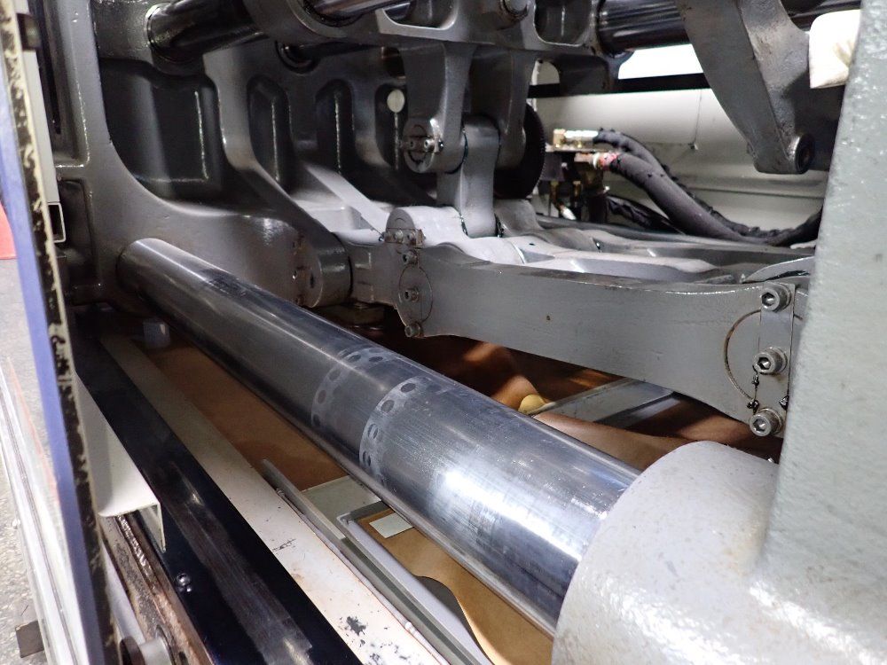 Toyo Machine Injection Molder