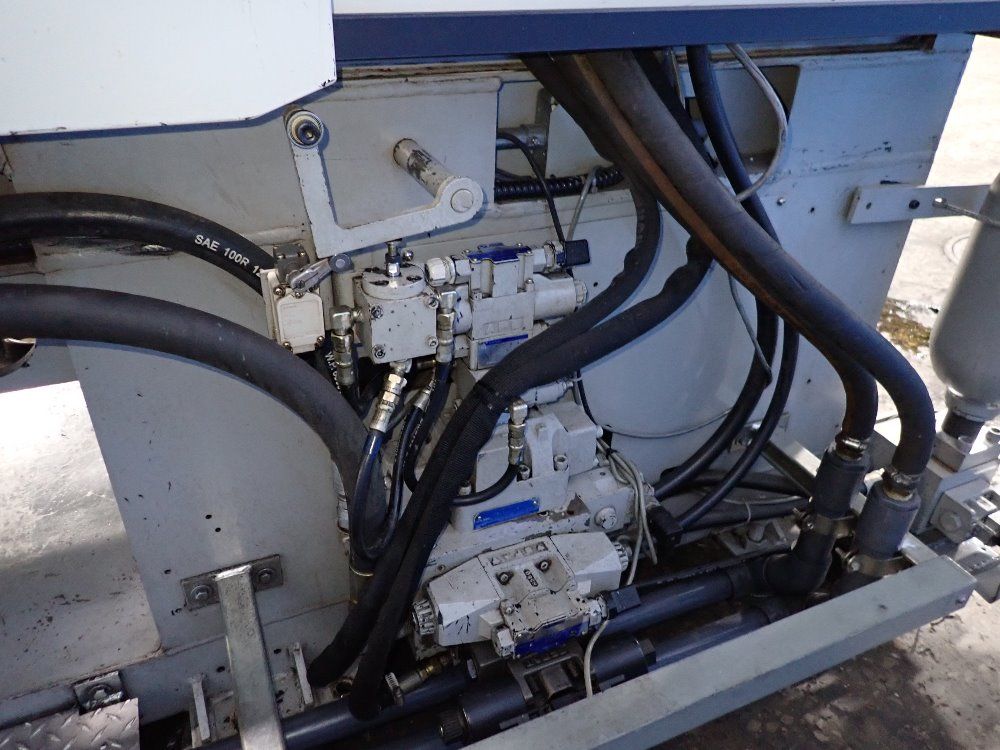 Toyo Machine Injection Molder