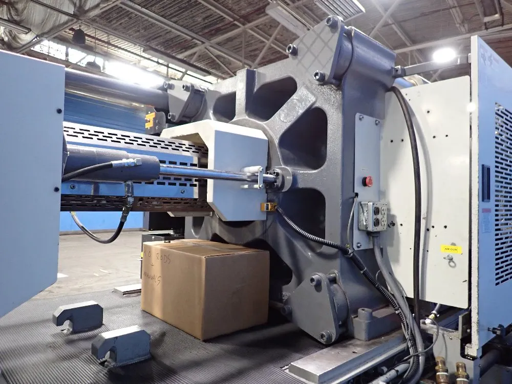 Toyo Machine Injection Molder