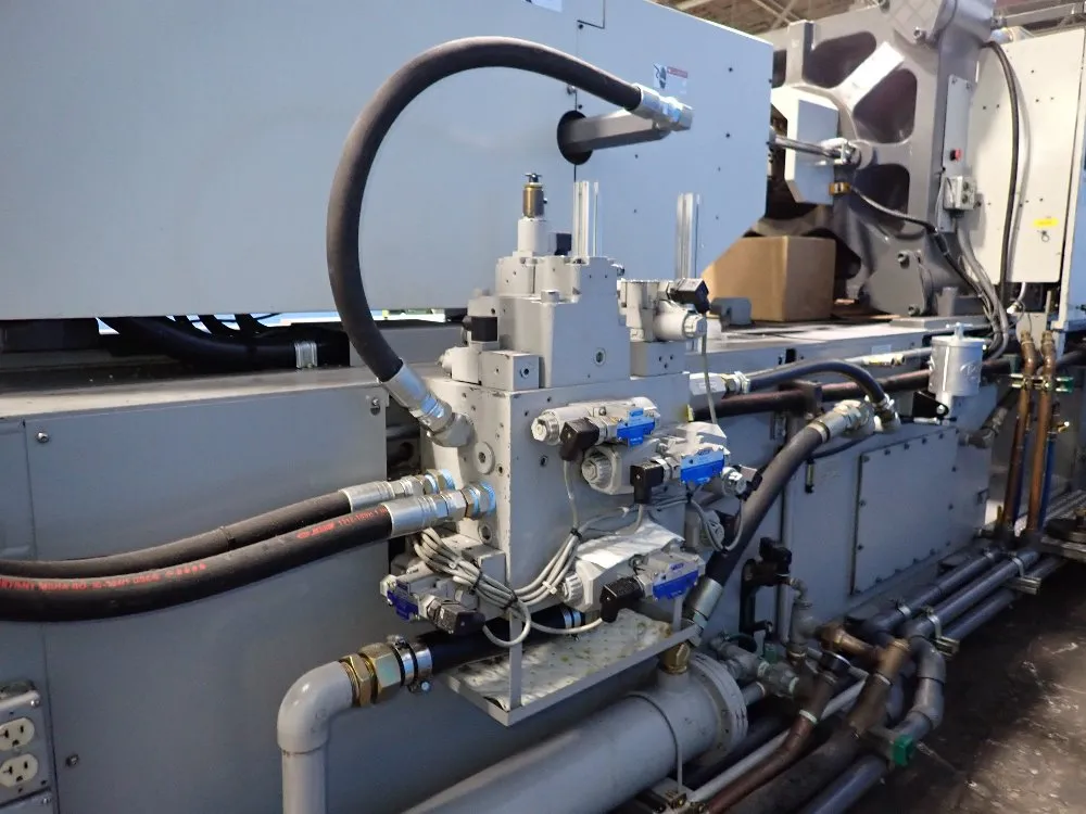 Toyo Machine Injection Molder