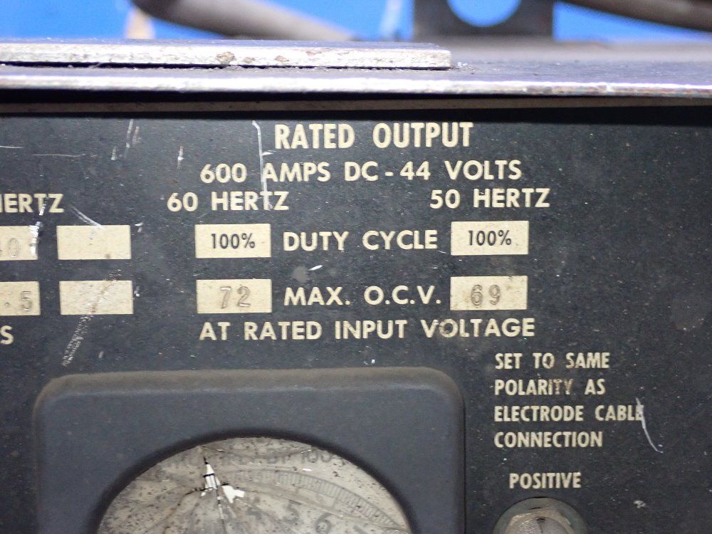 Lincoln Electric 600 Amp Welder - Ideal Arc Dc-600