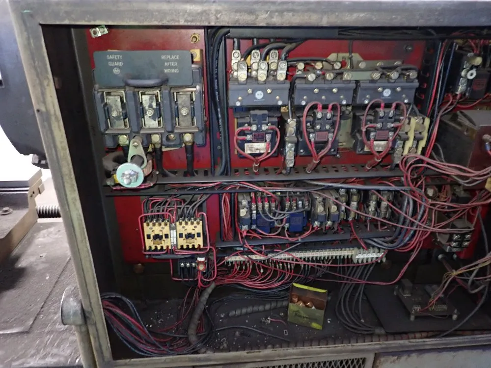 Clausing 41"/44" X 118" Trident 33" Gap Bed Lathe - Trident 33