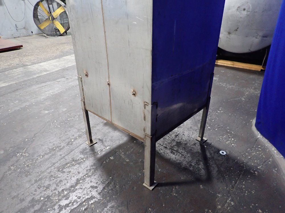 Aprox. 240 Gallon S/s Tank