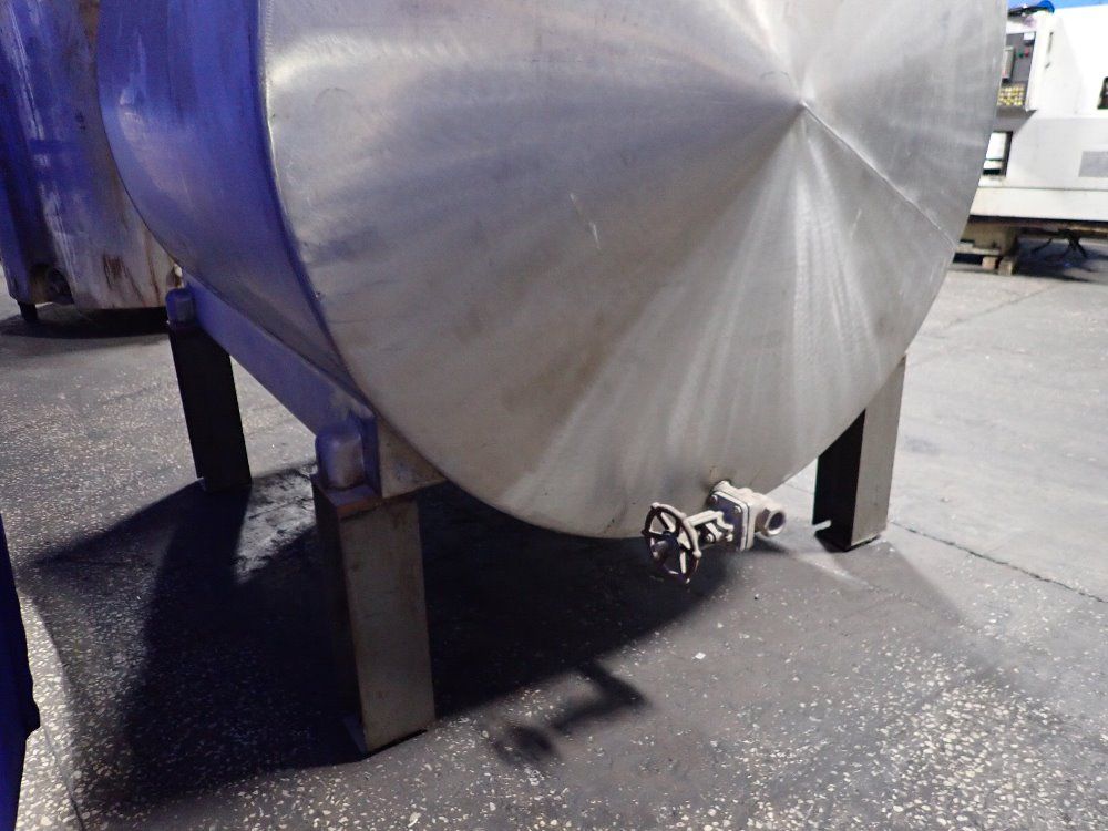 Aprox. 1100 Gallon S/s Tank