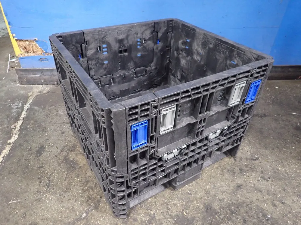 PLASTIC COLLAPSABLE BASKET