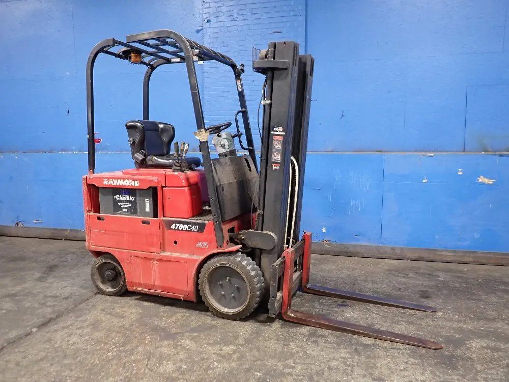 Raymond 4000 Lbs 4700c40 Electric Forklift - 4700c40