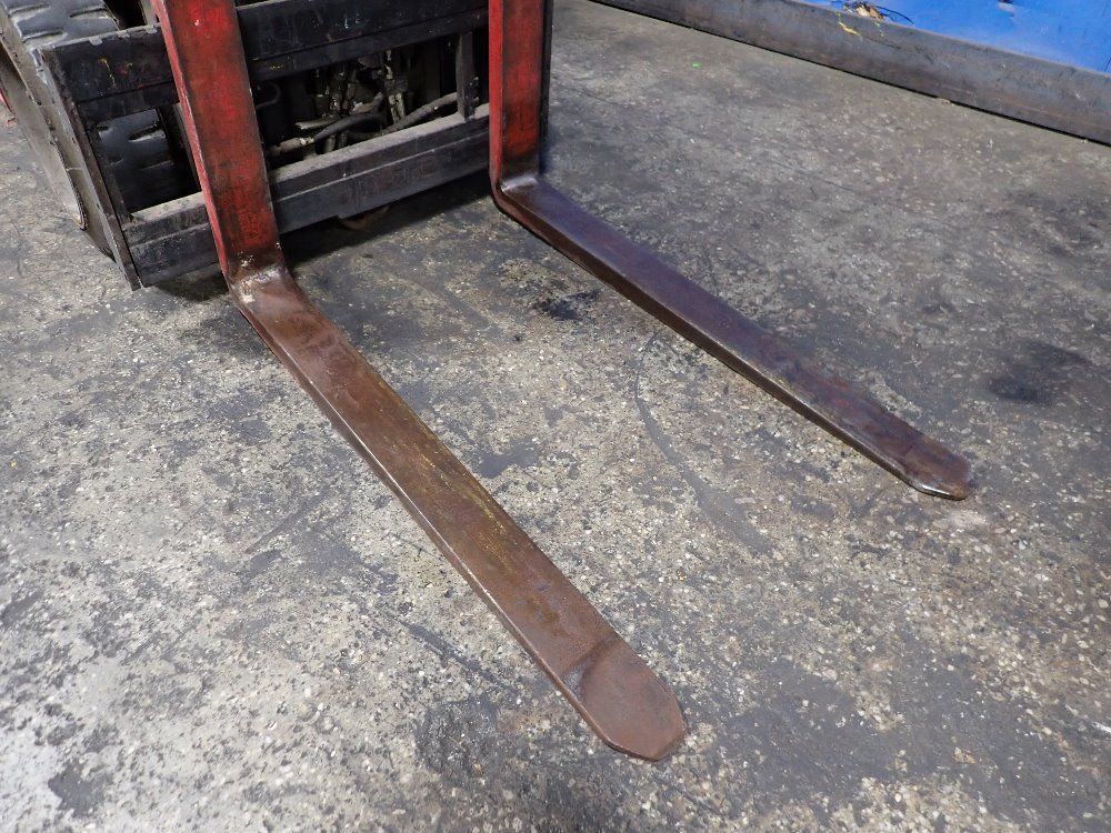 Raymond 4000 Lbs 4700c40 Electric Forklift - 4700c40