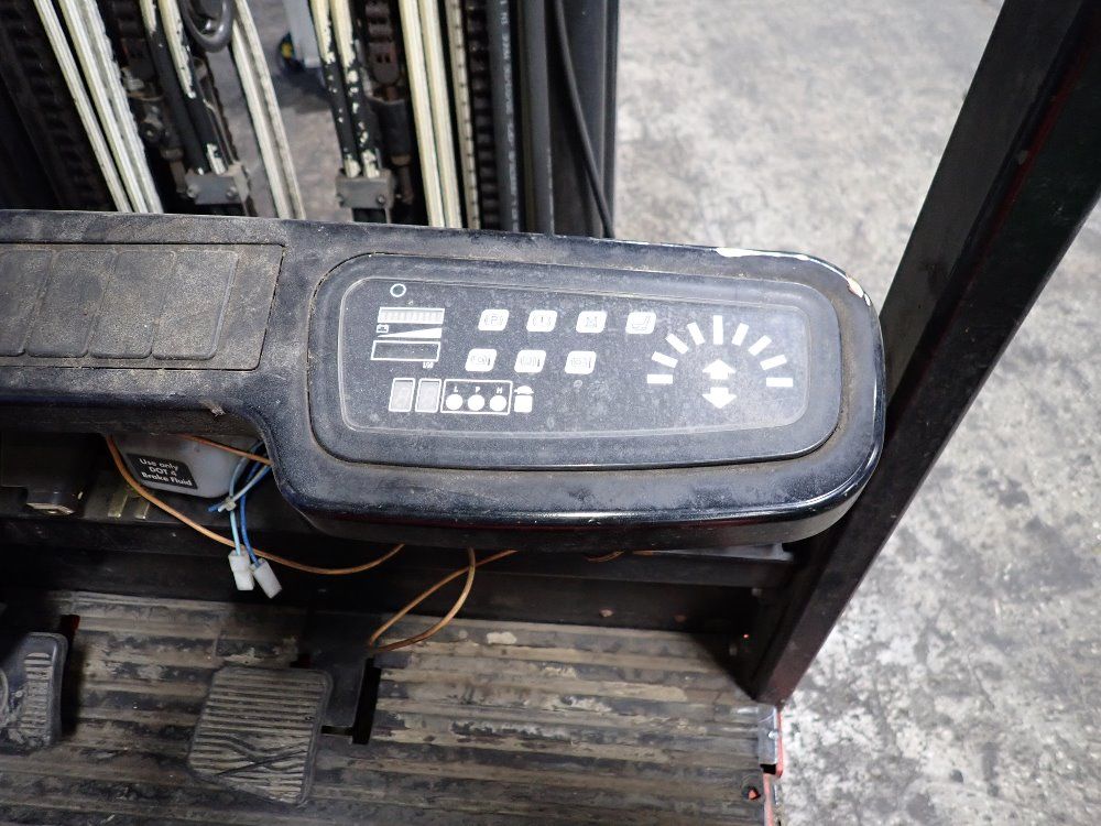 Raymond 4000 Lbs 4700c40 Electric Forklift - 4700c40