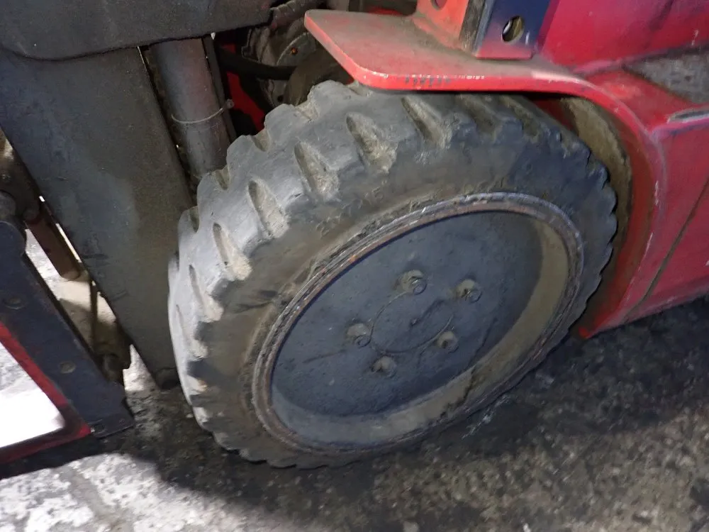 Raymond 4000 Lbs 4700c40 Electric Forklift - 4700c40