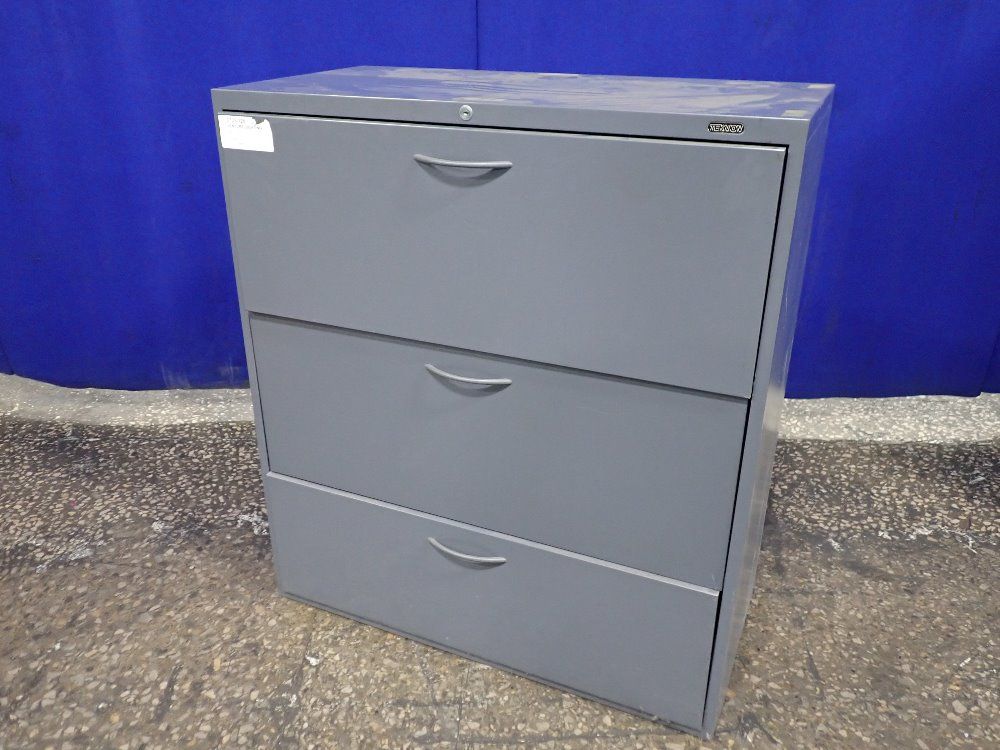 FILE CABINET