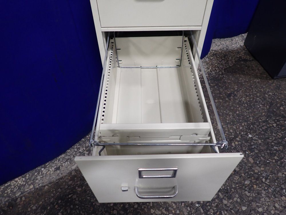 4 Drawers/12" X 24" File Cabinet