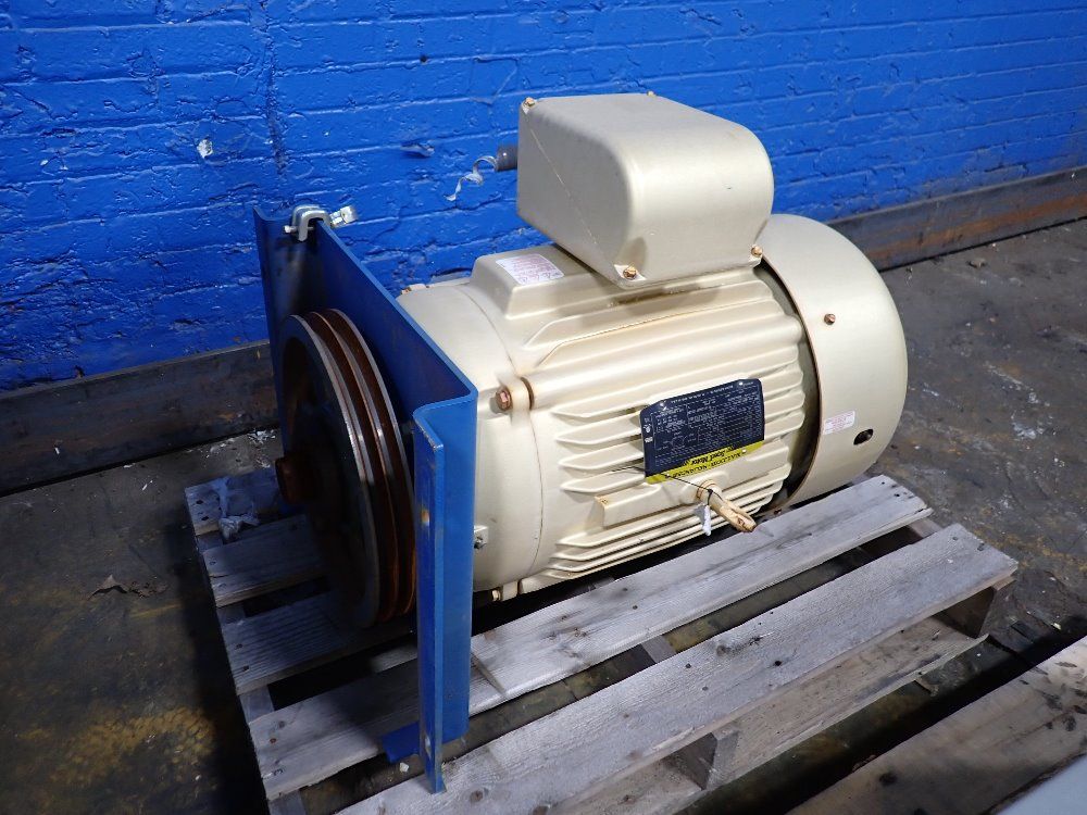 Torit Donaldson 25 Hp 36-25 Cyclone Dust Collector - 36-25 Cyclone