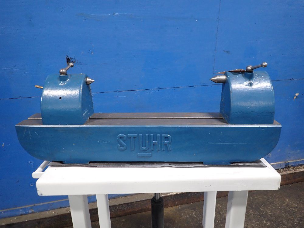 Stuhr 27" Center Bench