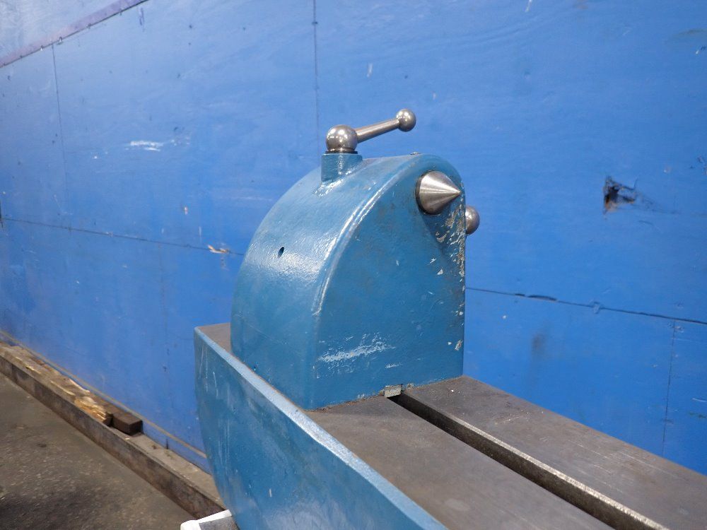 Stuhr 27" Center Bench