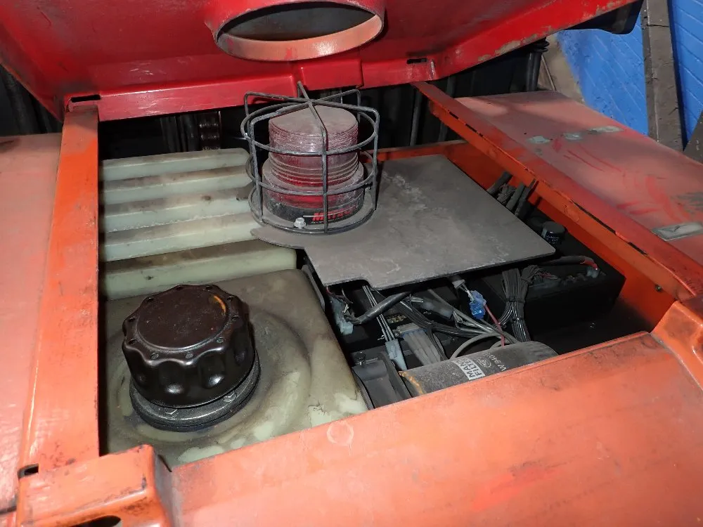 Toyota 3000 Lbs Order Picker - 6bpu15