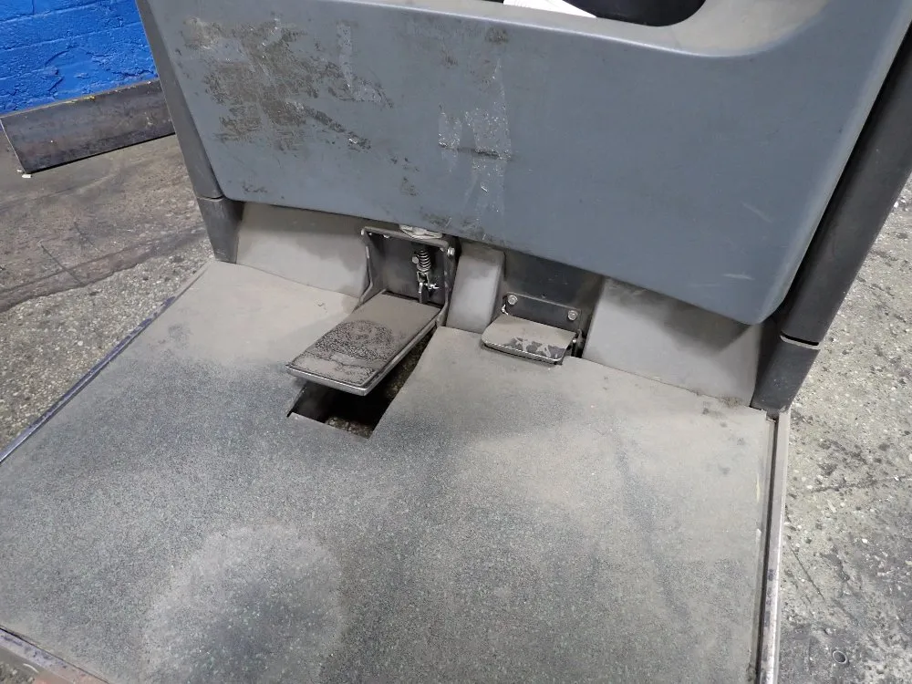 Toyota 3000 Lbs Order Picker - 6bpu15