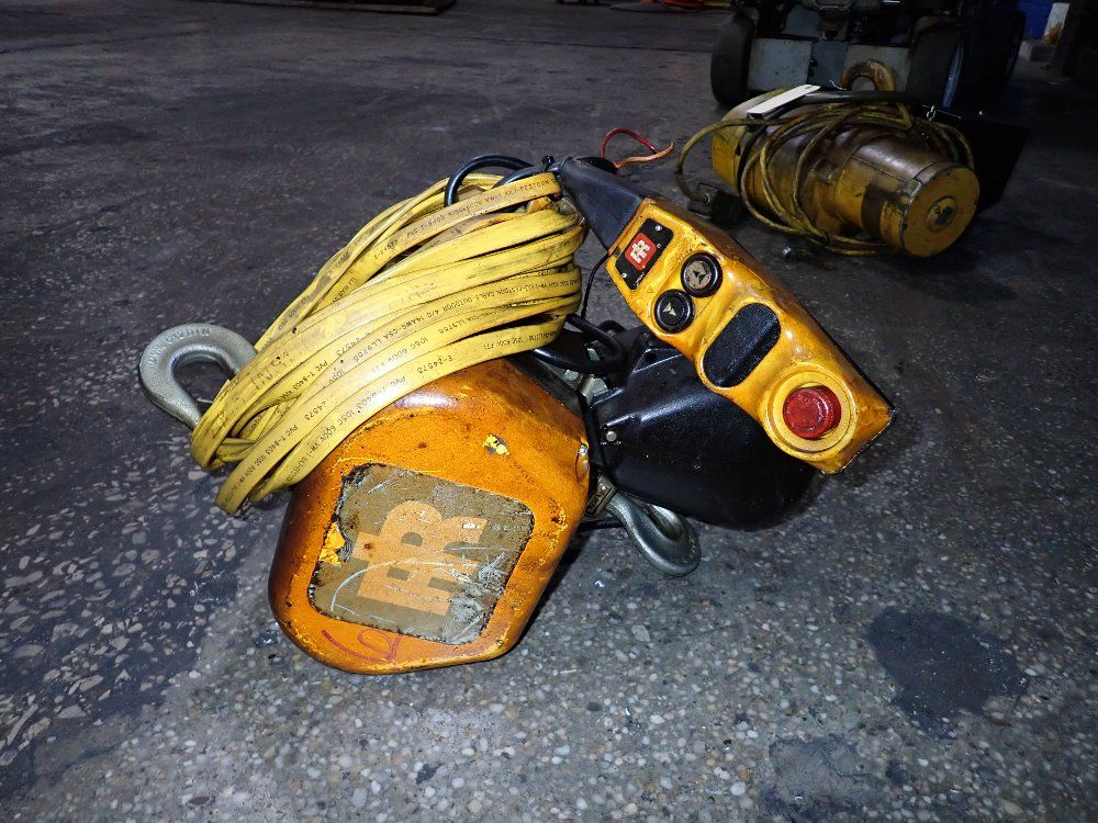 Ingersoll Rand 1/4 Ton Electric Chain Hoist