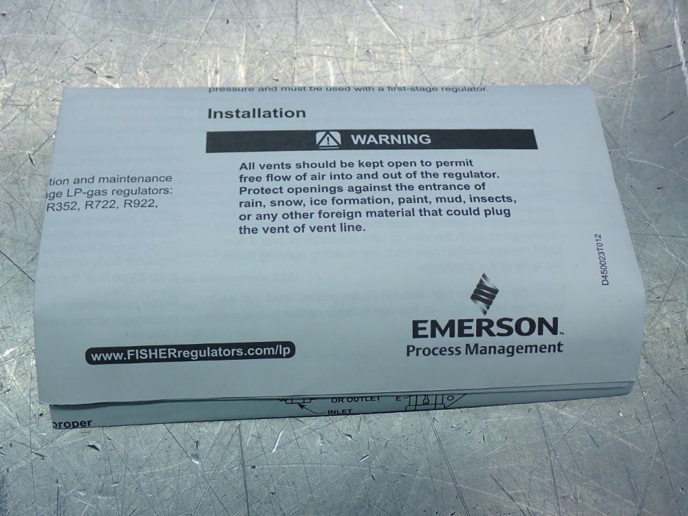 Fisher Outlet Pressure Range: 9.25-13in Wc (23-32 Mbar) 912-series Pressure Regulator - 912-122