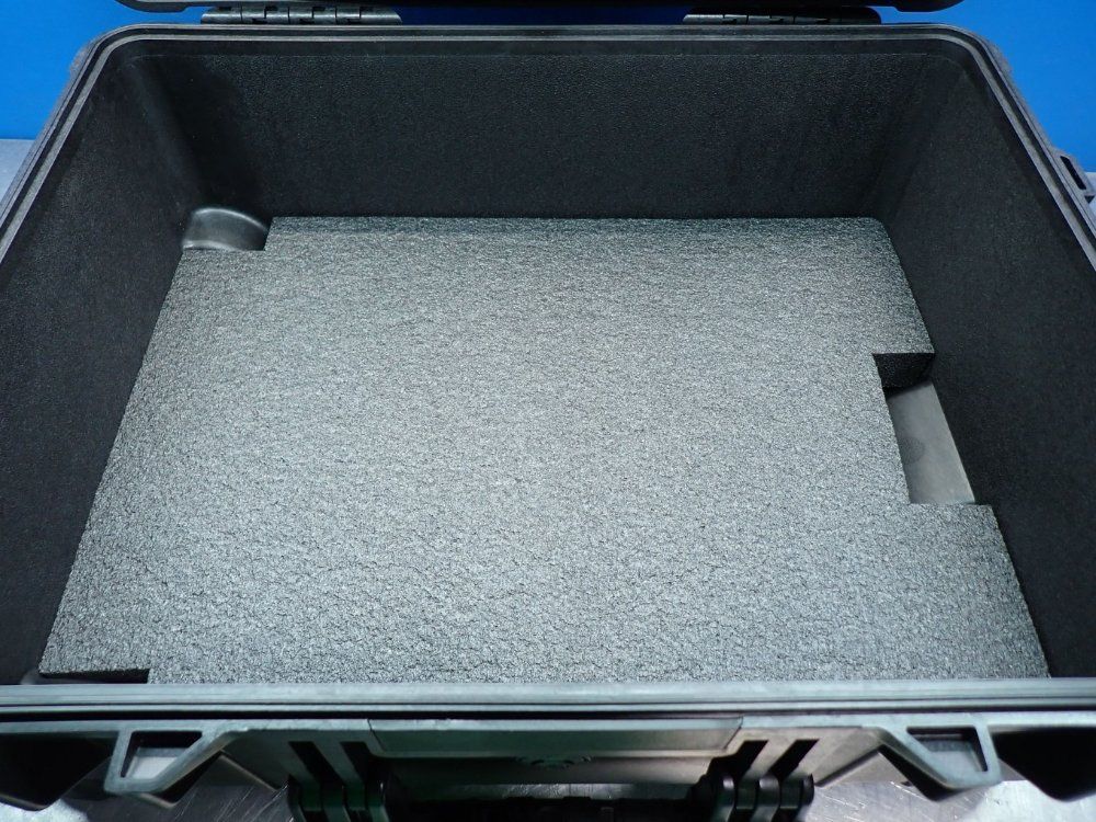 Pelican 1560 Case With Foam - 1560