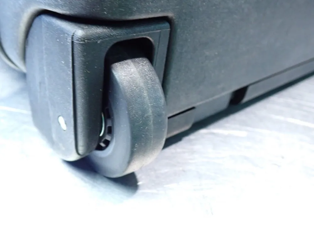 Pelican 1560 Case With Foam - 1560