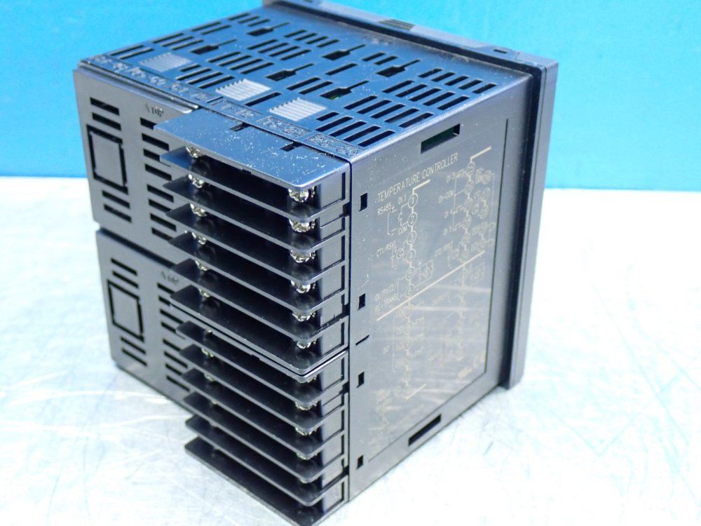 Fuji Digital Temperature Controller Unit Pxg-series - Pxg9ery1-0vya1