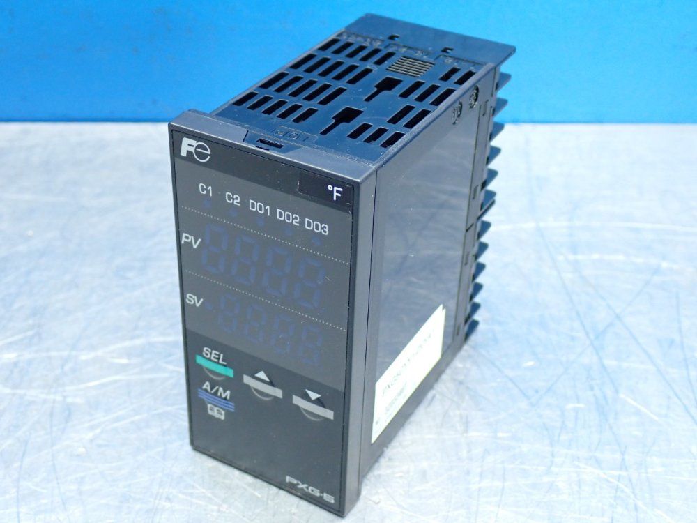 Fuji Pxg-series Digital Temperature Controller - Pxg5cyy1-0vya1
