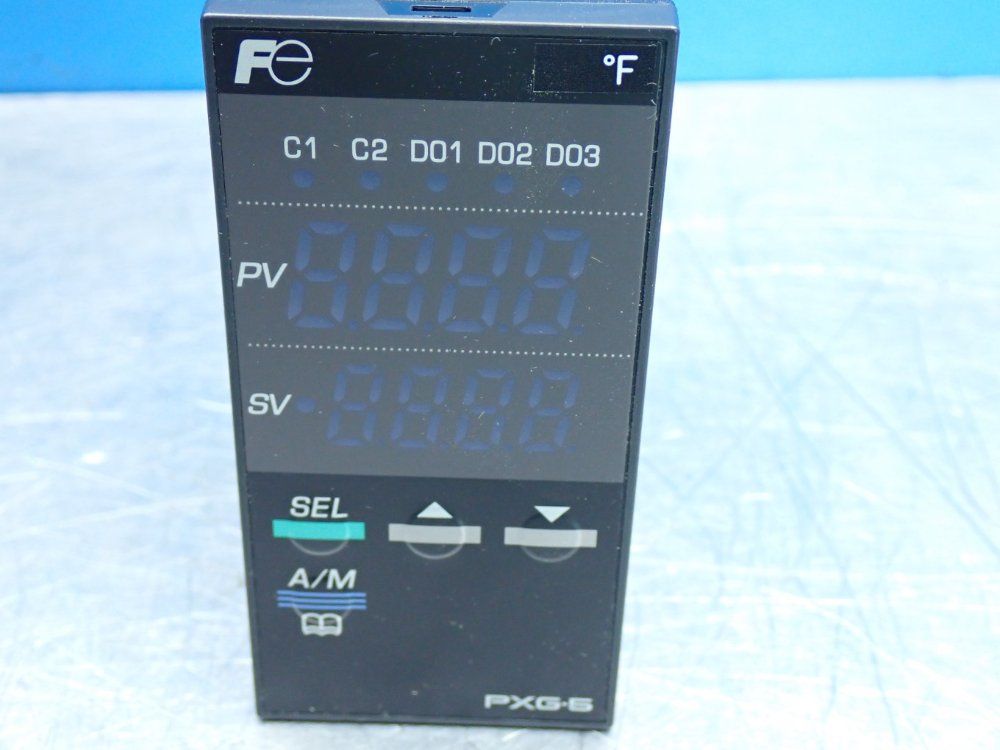 Fuji Pxg-series Digital Temperature Controller - Pxg5cyy1-0vya1