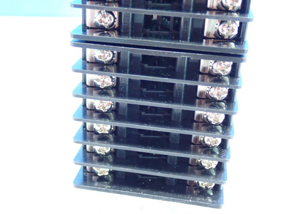 Fuji Pxg-series Digital Temperature Controller - Pxg5cyy1-0vya1