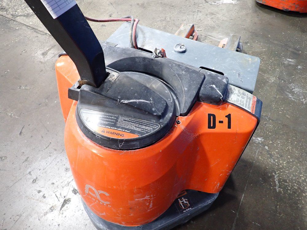 Toyota 6000 Lbs Pallet Jack - 8hbw30