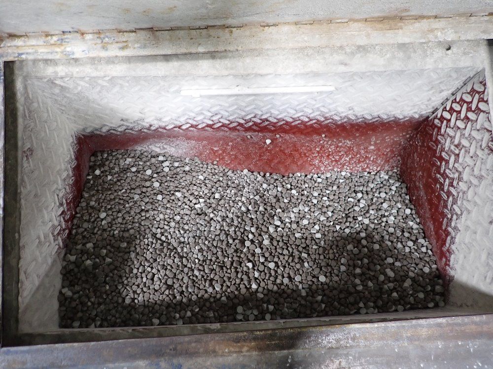 Giant 14" X 28" W3 Vibratory Finisher - W3