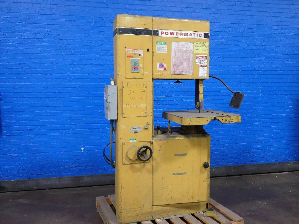 VERTICAL BAND SAW