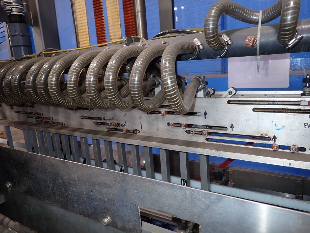 Saddle Springs Bottle Filling Machine