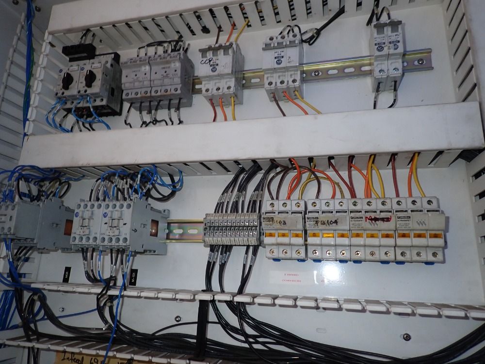 Saddle Springs Bottle Filling Machine