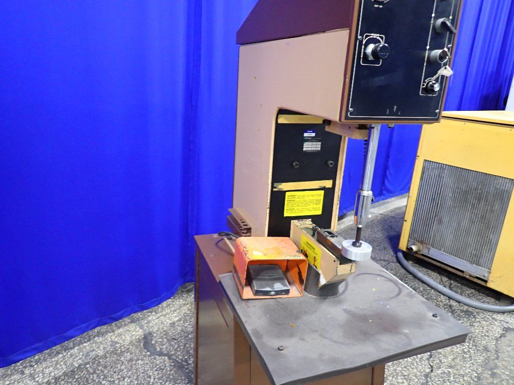 Haeger Insertion Press - Hp2.5a