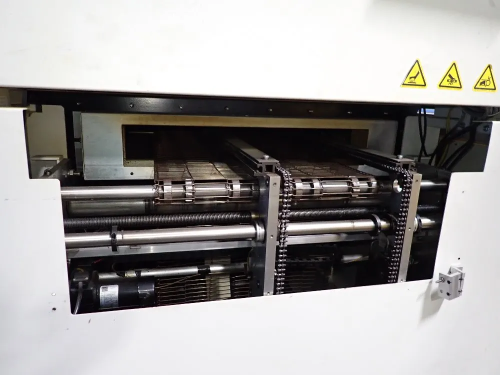 Btu International 350°c 2004 Btu International Pyramax98a Reflow Oven - Pyramax98a