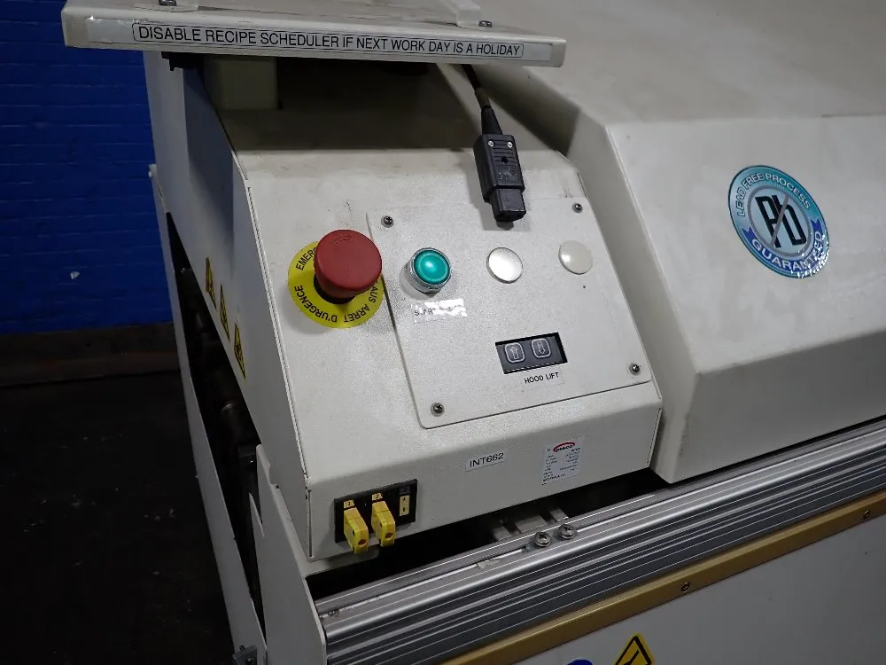 Btu International 350°c 2004 Btu International Pyramax98a Reflow Oven - Pyramax98a