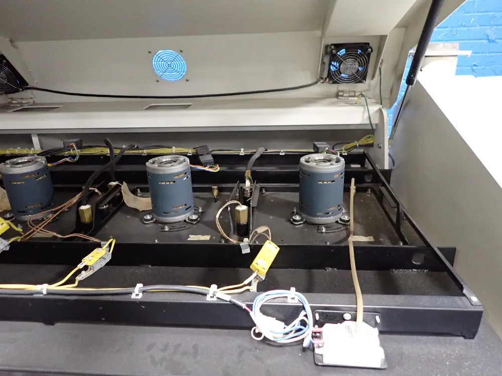 Btu International 350°c 2004 Btu International Pyramax98a Reflow Oven - Pyramax98a