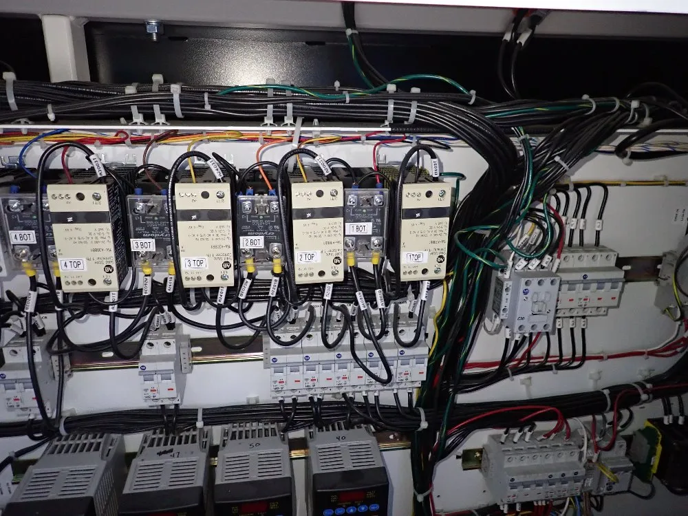 Btu International 350°c 2004 Btu International Pyramax98a Reflow Oven - Pyramax98a