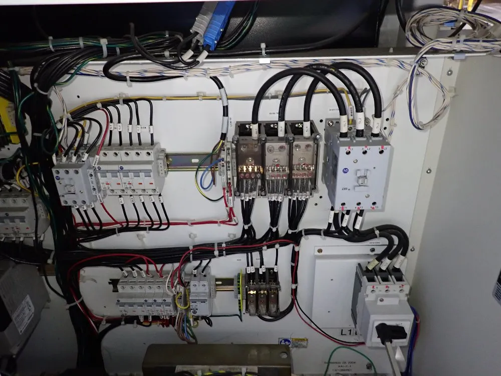 Btu International 350°c 2004 Btu International Pyramax98a Reflow Oven - Pyramax98a