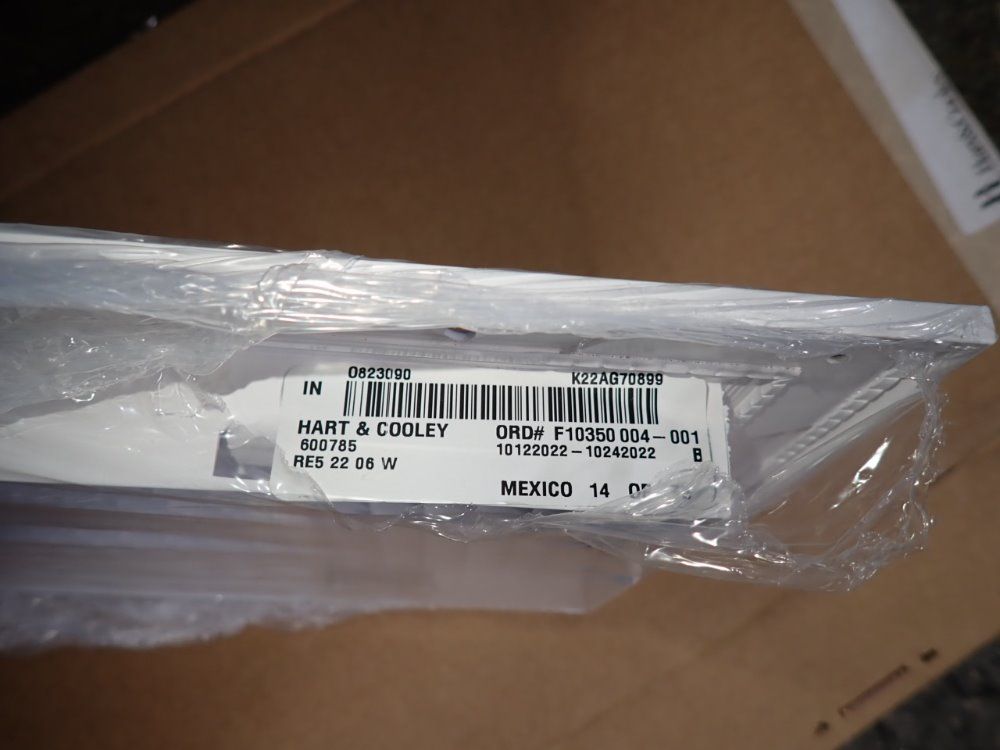 Hart & Cooley 23 1/2"x7 1/2" Air Grille Vent - 600785