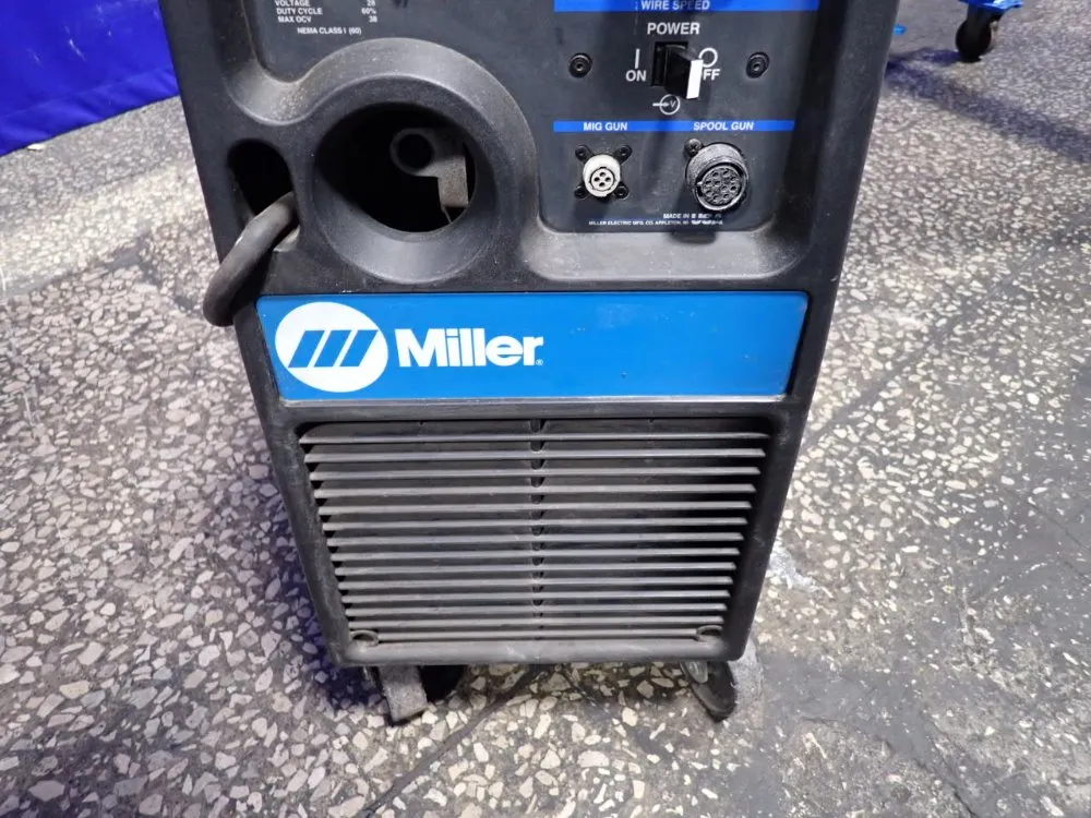 Miller 200 Amps Welder - Millermatic 251