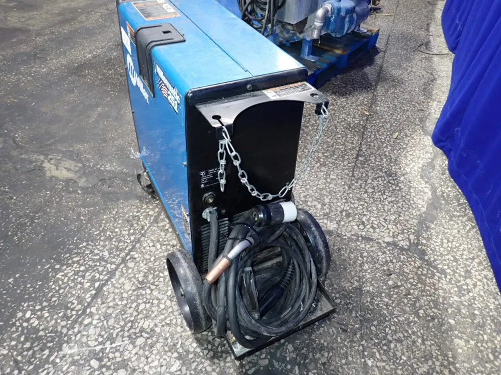 Miller 200 Amps Welder - Millermatic 251