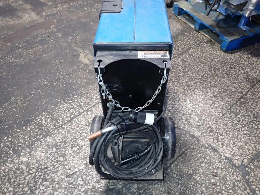 Miller 200 Amps Welder - Millermatic 251