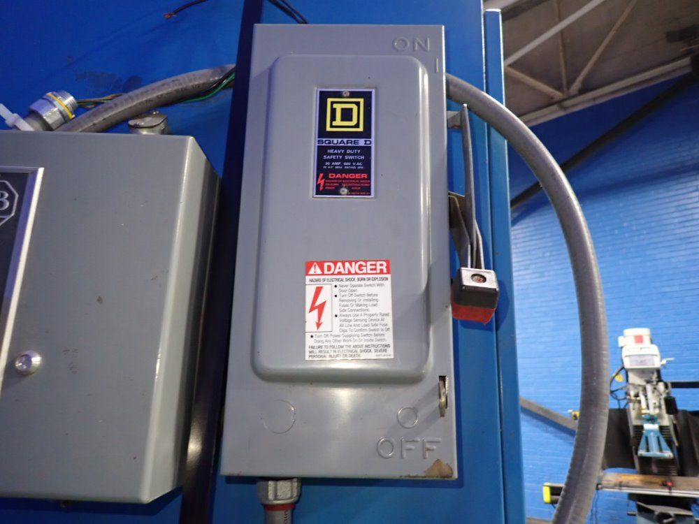 Farr Company Dust Collector - 110418-1