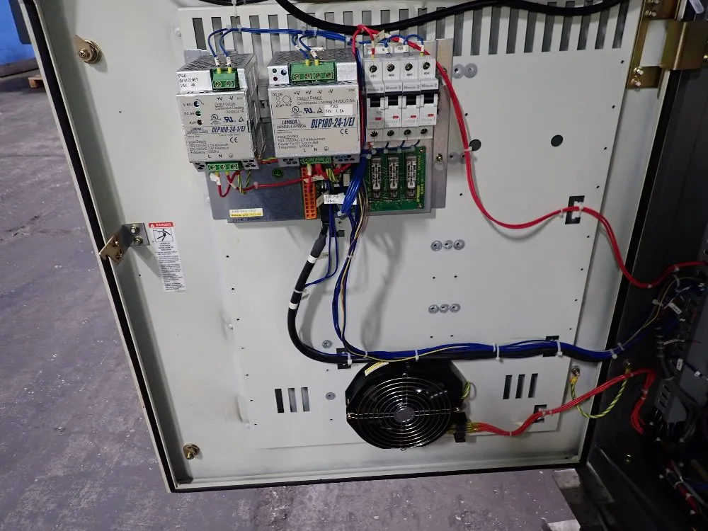 Fanuc 2004 Fanuc M-710ib 70t Robot - M-710ib 70t