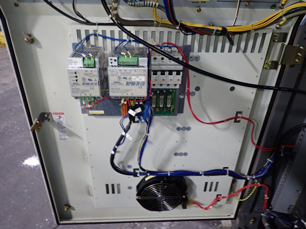 Fanuc 2004 Fanuc M-710ib 70t Robot - M-710ib 70t