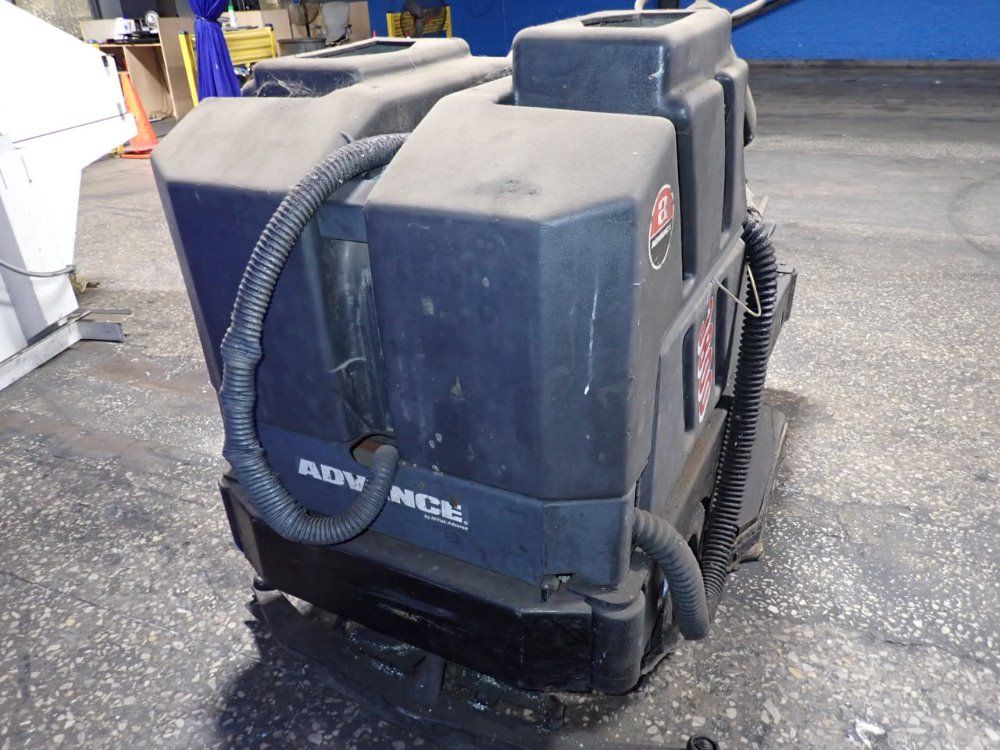 Advance Floor Scrubber